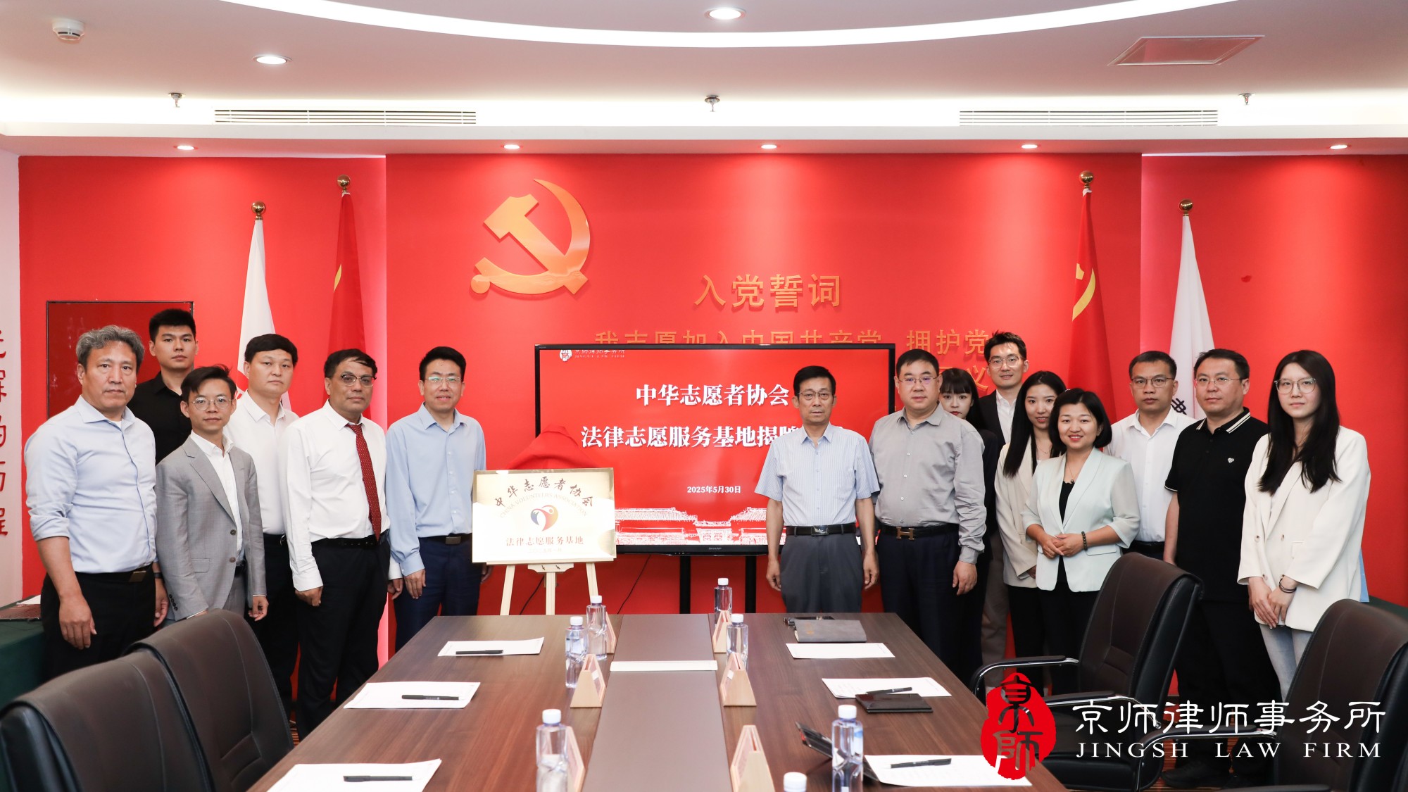 54Pv78W.jpg